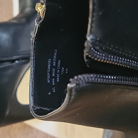 4" heel booties - Picture 5 of 5